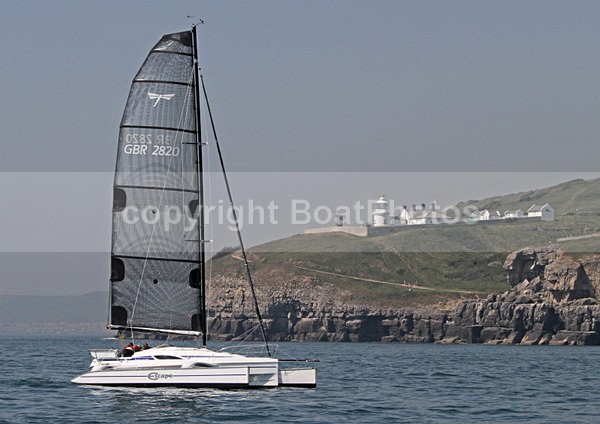 110423 ESCAPE GBR2820 IMG_5282 - Sailboats - multihull