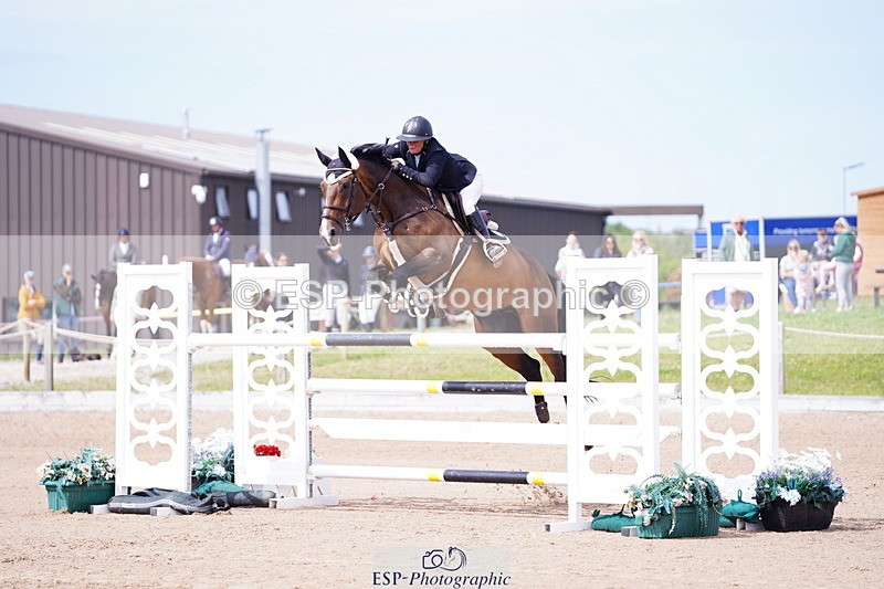 240803A-150310-08774 - Cls 32 National 1.30m Open