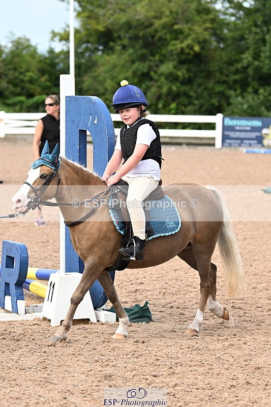 240809A-111103-00089 - Showjumping Competition