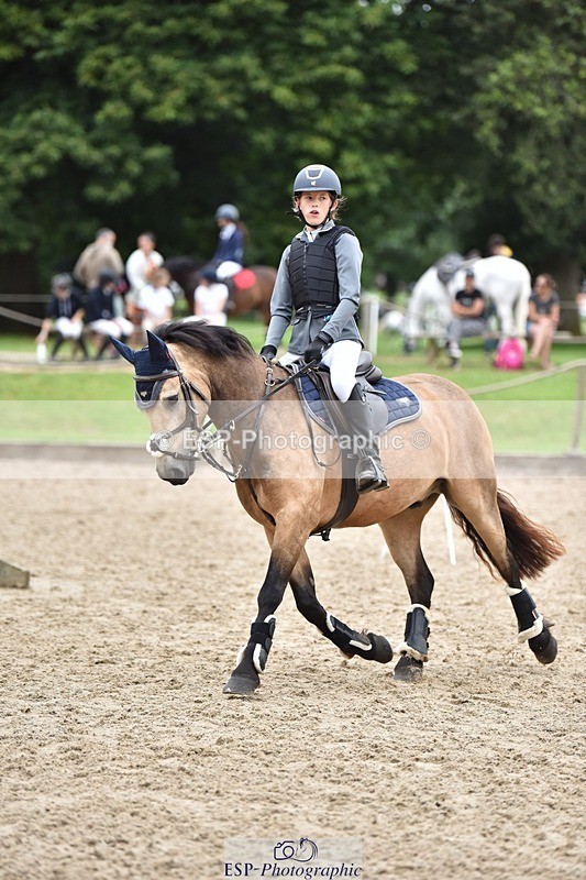 240802-113738-02752 - 90cm Round 1