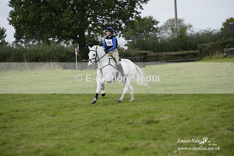  WWHT 171021 2369 - Novice Pairs (0.80m)  17/10/21