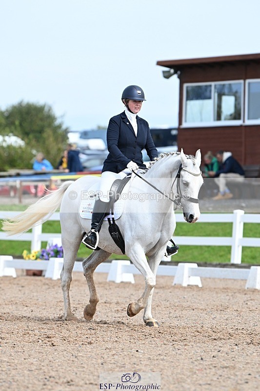 250907-132533-10116 - 065-Jessica.PerrySilver.Secret