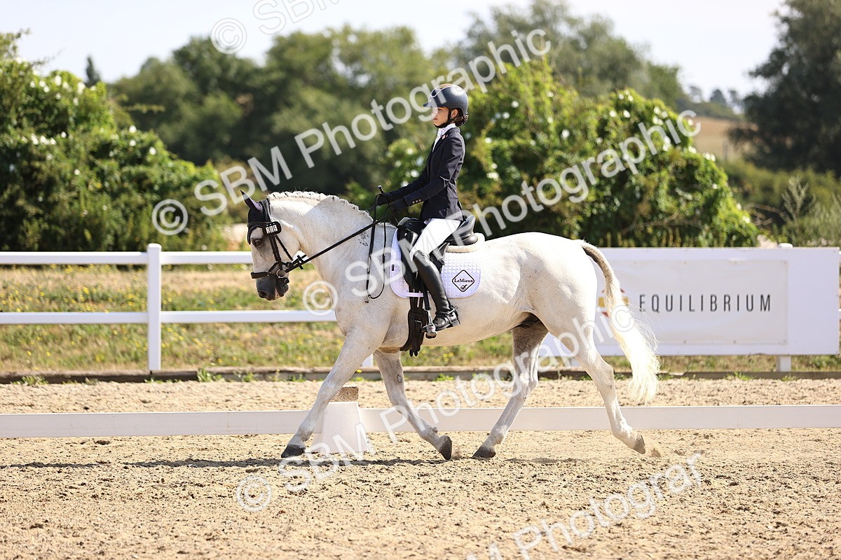 SBM_009203 - Novice 5 - 9.50-10.53