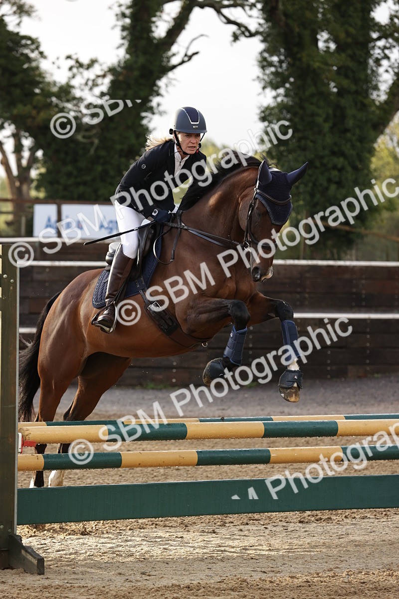 SBM_32943 - J38 - Senior Horse & Pony 80cm Championship