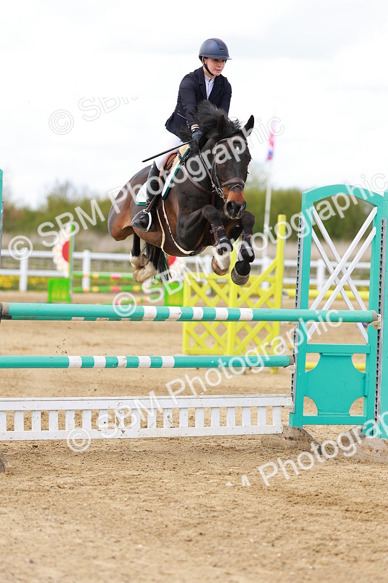 SBM_001936 - Class 4 - Senior Newcomers - 1.10m