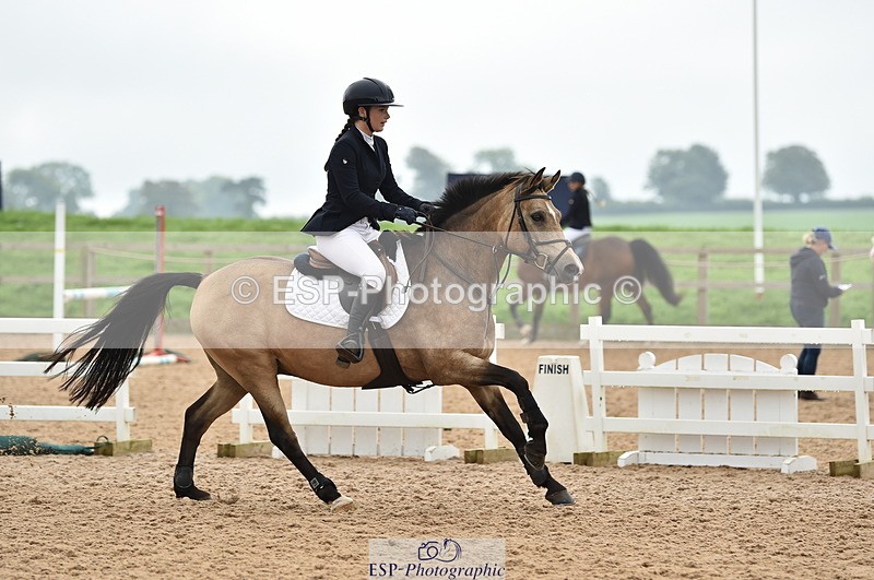 230902A-113540-00763 - Cls 2B Pony Small 80cm