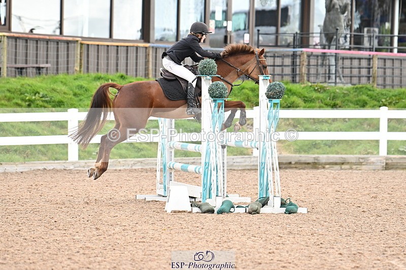 240310A-111840-02288 - Cls 4 Pony Discovery and 90cm Open