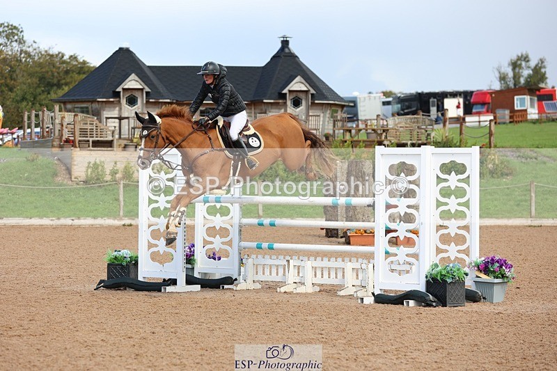250911-124610-01560 - Cls 3 Snr Foxhunter