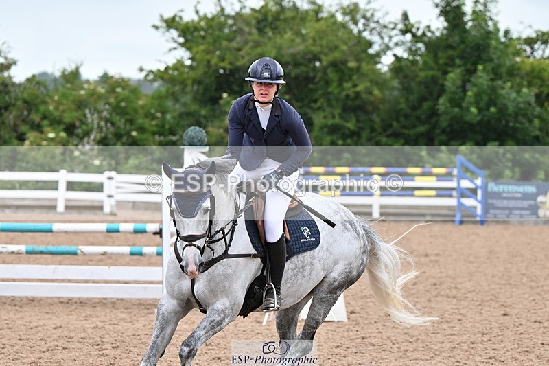 240703A-131150-00415 - Cls 05 Snr Fox & 1.20 Open