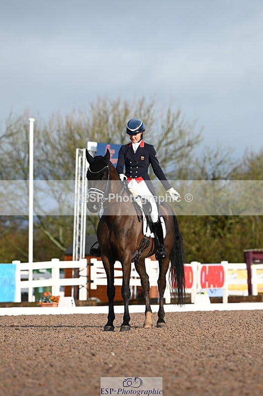 240218A-091054-05039 - 162-Holly.Kerslake-Totil.Platinum