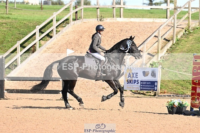 261004-150443-05682 - Saddle Presentation