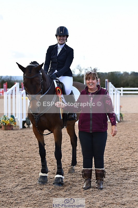 231014A-145718-05399 - Cls 15 1.05m Amateur Q 2nd R