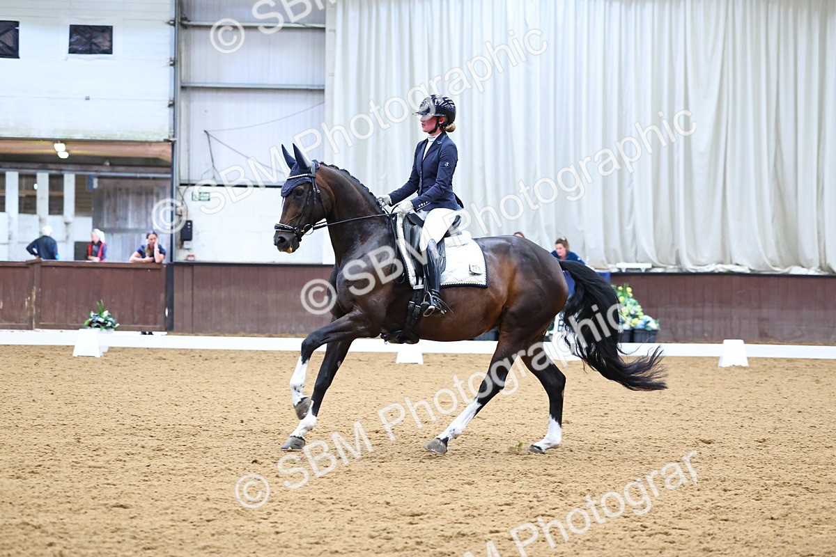 SBM_008438 - Class 8 - AM6 - 17.20-18.08