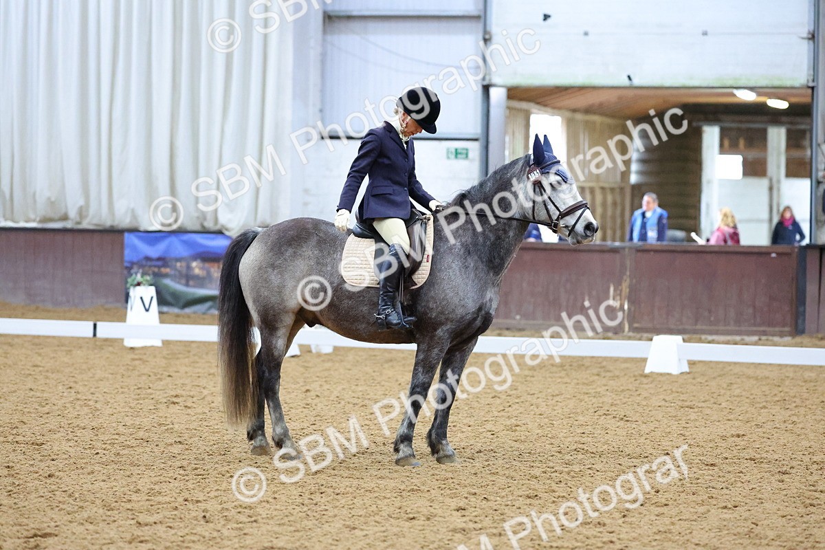 SBM_001074 - Novice