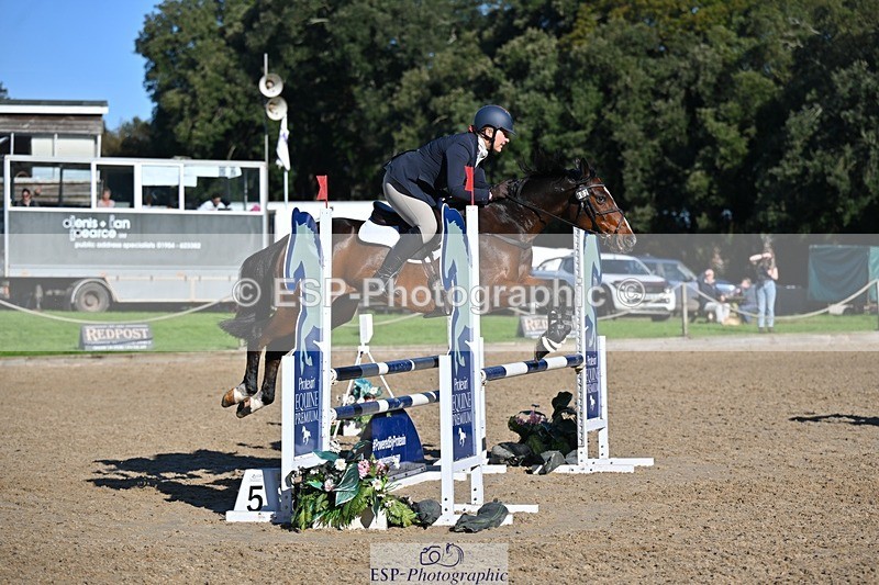 241027-115425-17040 - 402-Ella.Matravers-BALLYMITTY.MAC