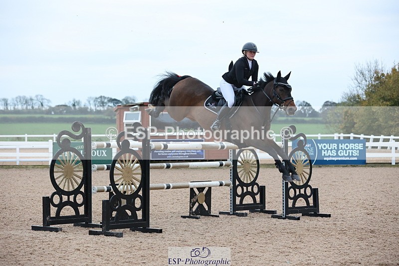 241101A-160317-03215 - FRI Cls 8 National 1.30m