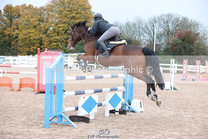 231112A-125819-04295 - Cls 19 Snr 1.05m Open