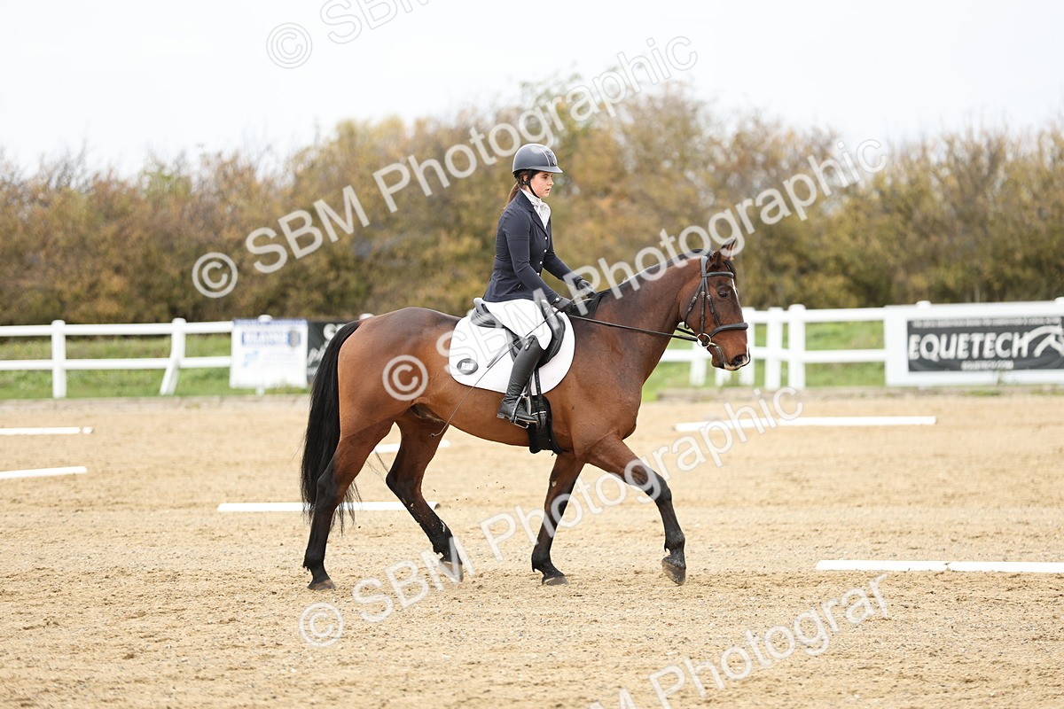 SBM_002945 - Class 8 - Novice 1