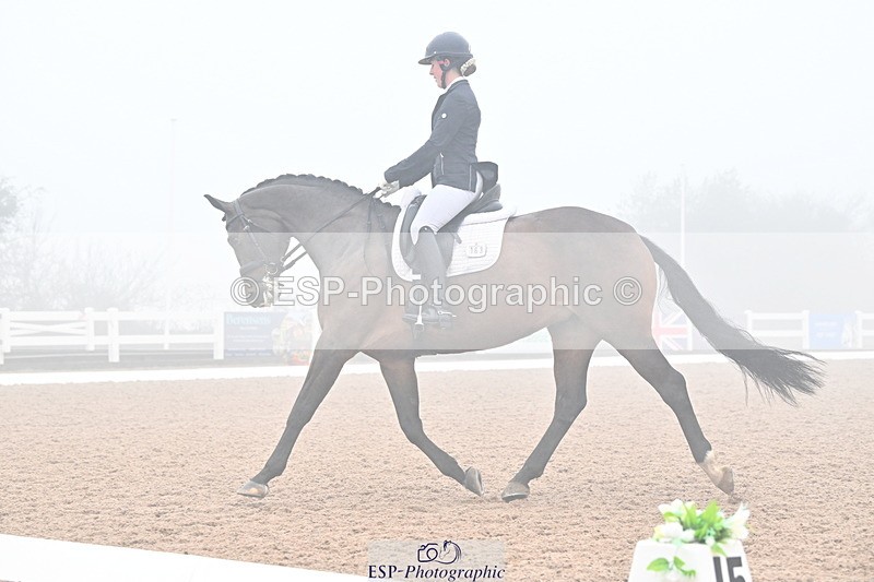 240217A-142757-03441 - 163-Anna.Johannson-Diamond.Bar