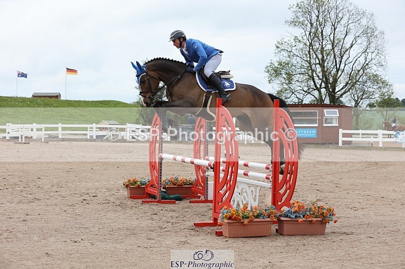 250508-090138-00013 - Cls 6 Snr British Novice and 90cm Open