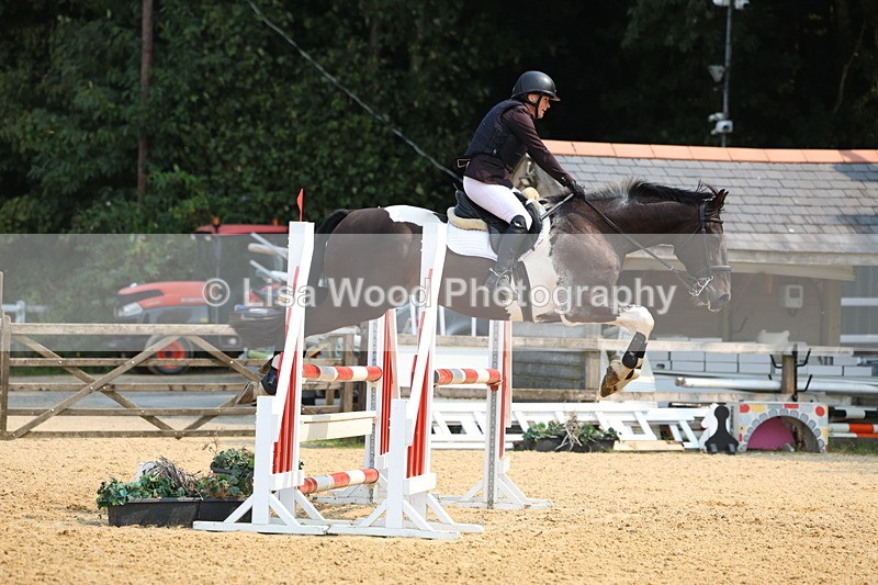 3E7A1328 - Class 4: Senior British Novice/90cm open