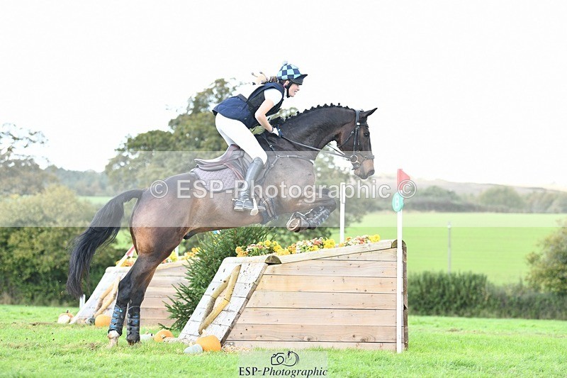 231022-141222-28985 - 337-DROUGHTVILLE.MIKE-Georgina.Beeby.Wynn-XC