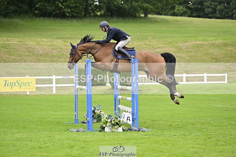 250613A-131219-02107 - Cls 3 Snr Foxhunter