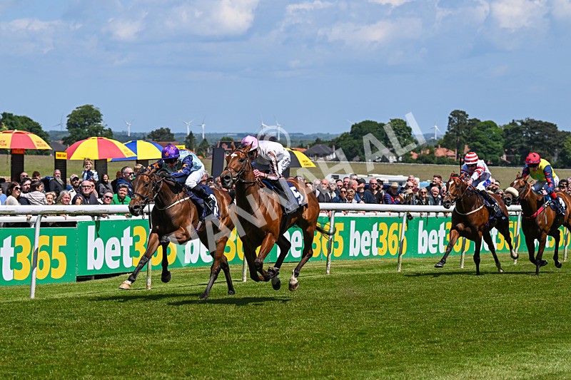 080624-Race 1-Remoji-0494 - Race 1