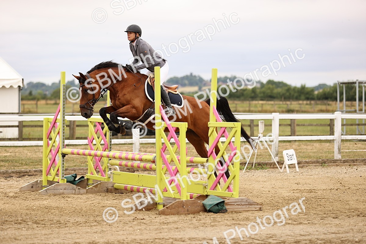 SBM_024285 - Class 8 - Clear Round