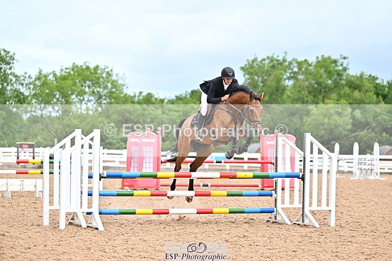 240703A-105517-00074 - Cls 02 Snr Disc & 1.00m Open