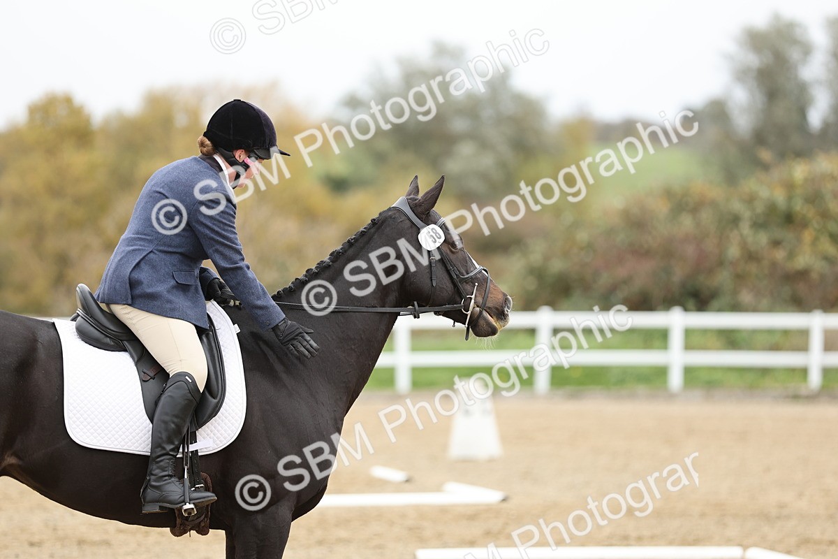 SBM_003082 - Class 8 - Novice 1