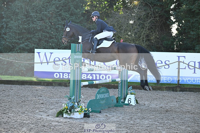 241025-103936-05482 - 159-Eva.Carse-HIDDEN.ECLIPSE