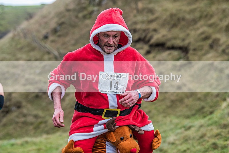 Litton-810 - Litton Christmas Cracker Fell Race (Limestone Series) Sunday 14th December 2025