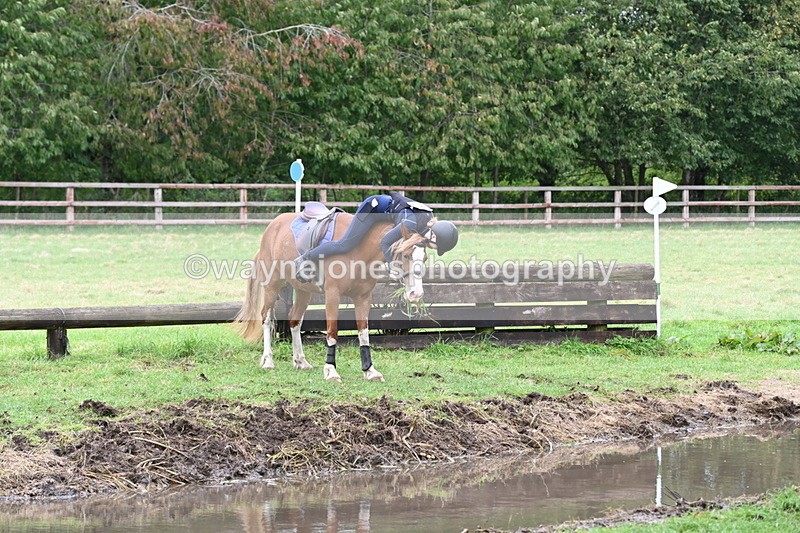 WJ6_5849 - Time at Photographer 12:31 to 12:40