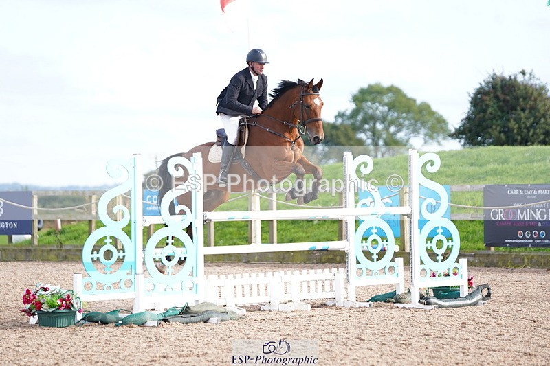 241005A-160706-05155 - SAT Cls 12 Snr Fox & 1.20m Open