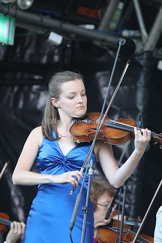  - Emma Lisney-Violin Soloist
