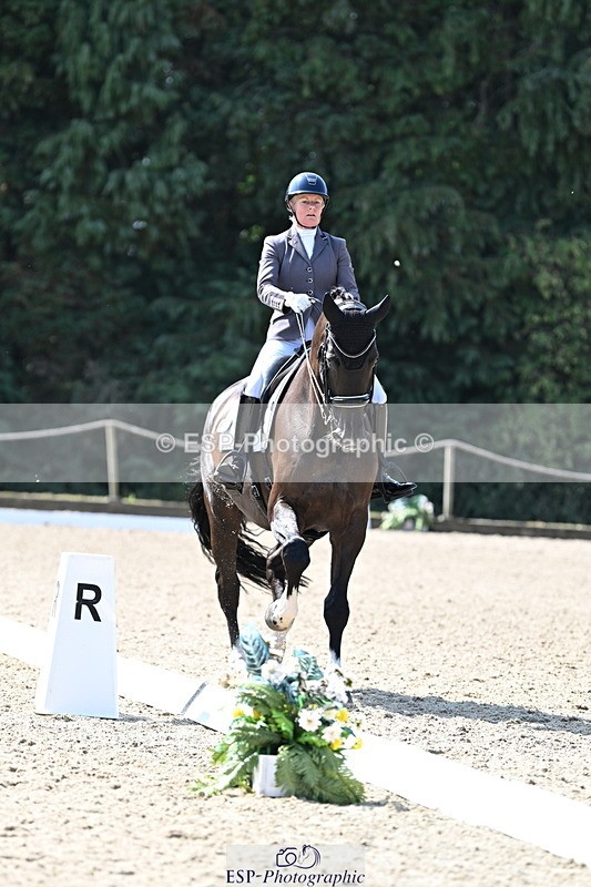 250810A-112953-05972 - 119-Lucy.BakerLast.Dancer