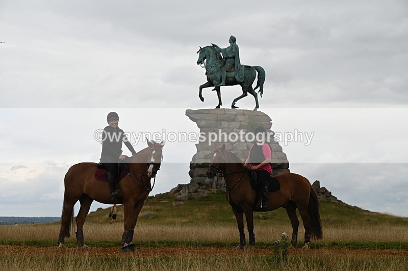 DSC_7457 - Time at Statue 13:16 to 13:52