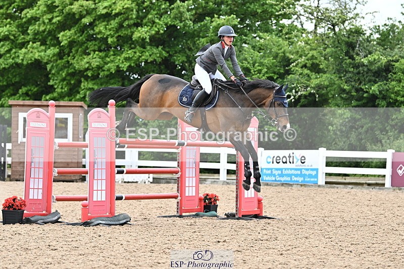 240523A-140111-02004 - Cls 5 National 1.30m