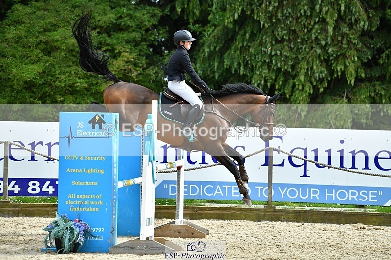 230712-171705-25469 - Cls 57 Newcomers & 1.10m Open