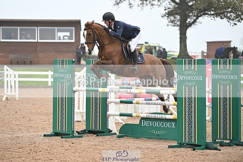 241102A-112142-04011 - SAT Cls 14 Blue Chip JCP Jump Off