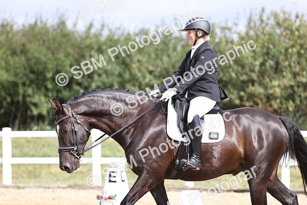 SBM_016136 - Class 14 - Novice 23 - 10.29-11.32