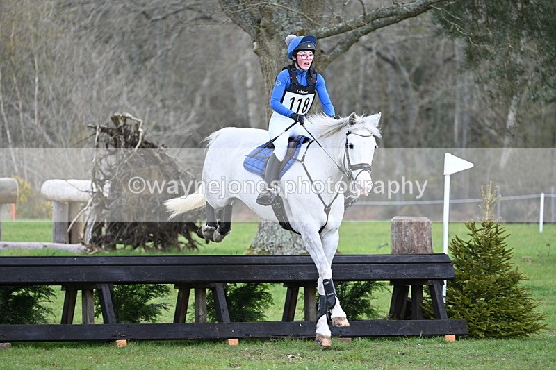 WJ7_0386 - Time 10:56 to 11:17