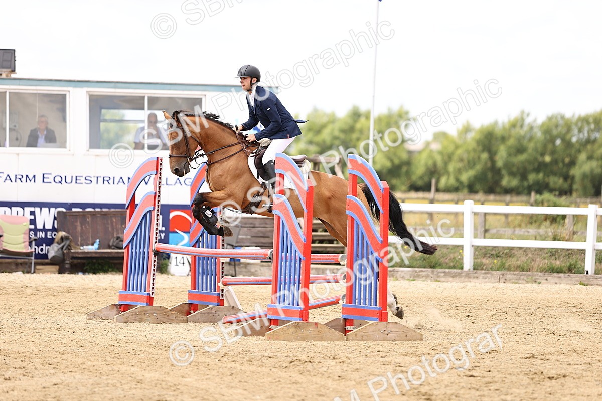 SBM_004129 - Class 3 -  Senior British Novice - 90m Open