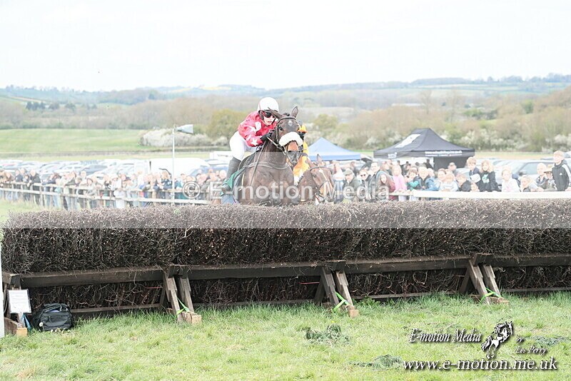 PtP 130425 130 - Edgecote Races 13/04/25