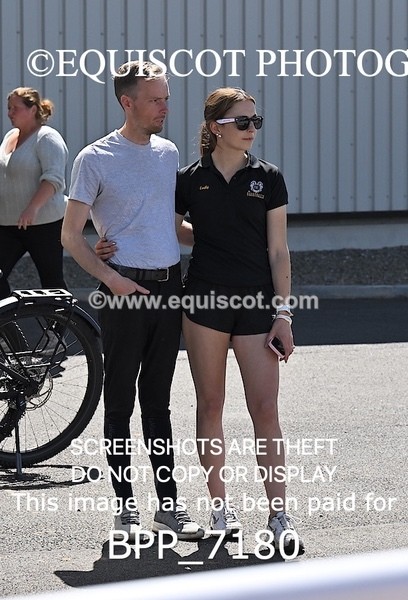 BPP_7180 - CANDIDS
