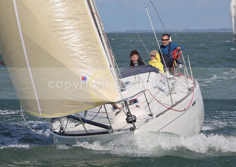 130601 TOURAINE GBR6313 WT7A8415 - ROUND THE ISLAND RACE - 1st June 2013