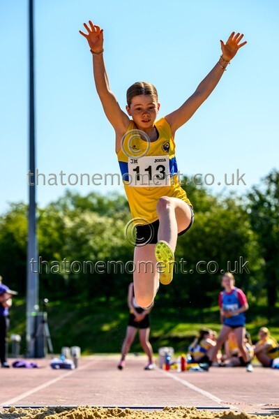 West25Sat-919007 - Field Female