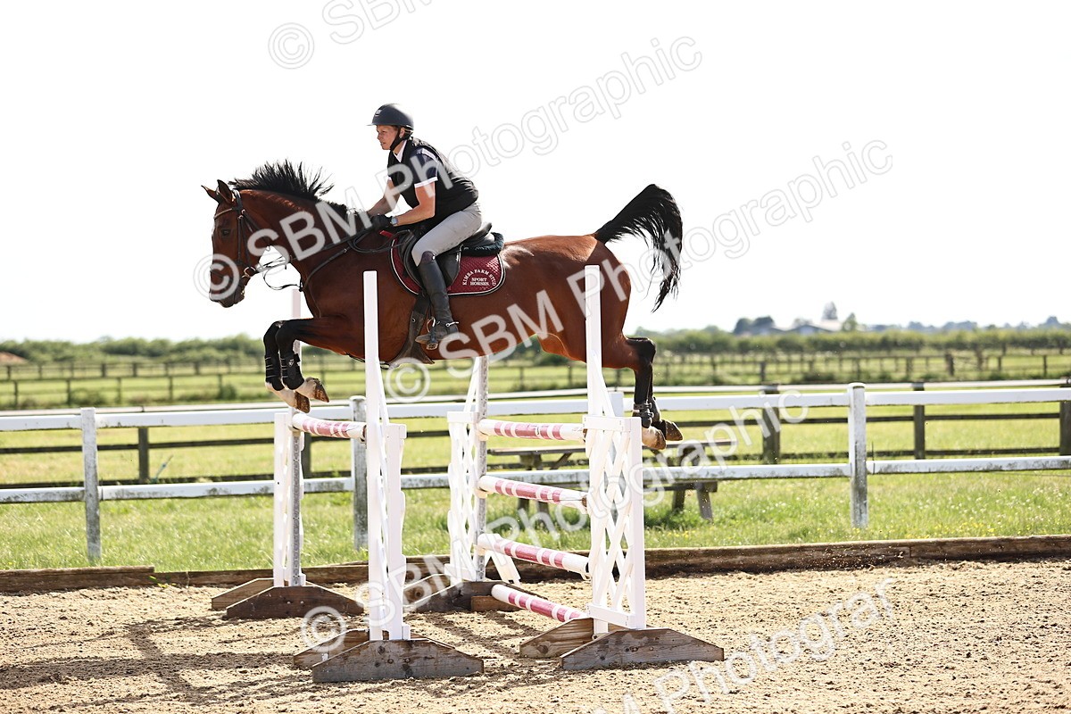 SBM_002953 - Class 5 - Senior Foxhunter - 1.20m