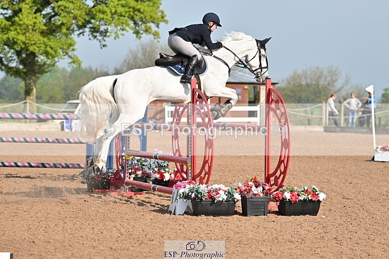 240512A-084742-16496 - Cls 47 Snr 1.20m Open